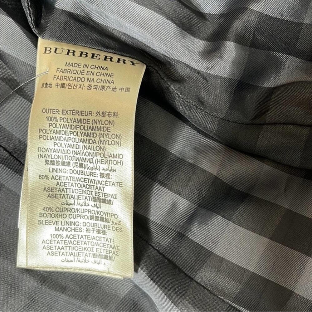 Burberry London Quilted Nylon Puffer Jacket - Picture 6 of 15